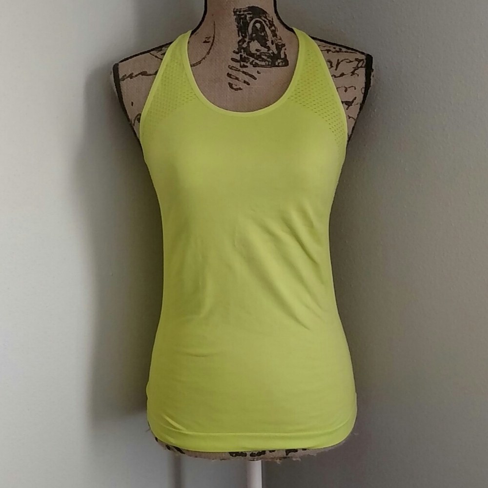Fabletics tank